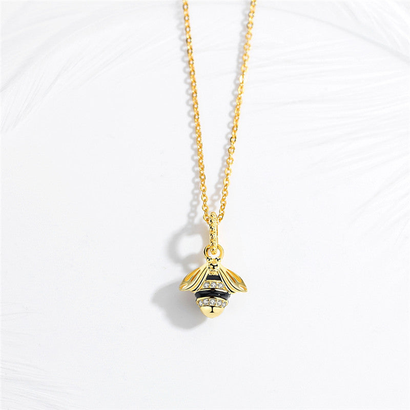 Bee Charm Necklace | Beezzit Beezzit