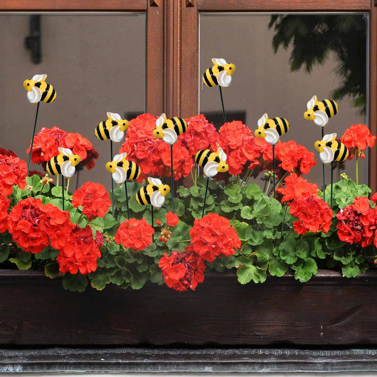 Garden Bee Decorative Stakes (10 Pack) Beezzit