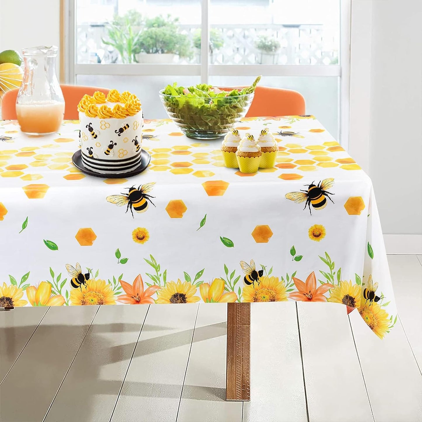 Bee Party Tablecloth Beezzit