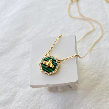 Bee Malachite Necklace | Beezzit  