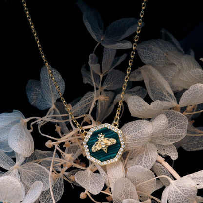Bee Malachite Necklace | Beezzit  