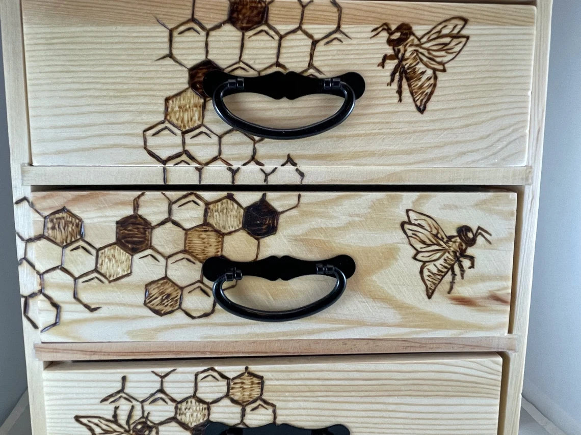 Honeycomb 4-Drawer Chest Beezzit