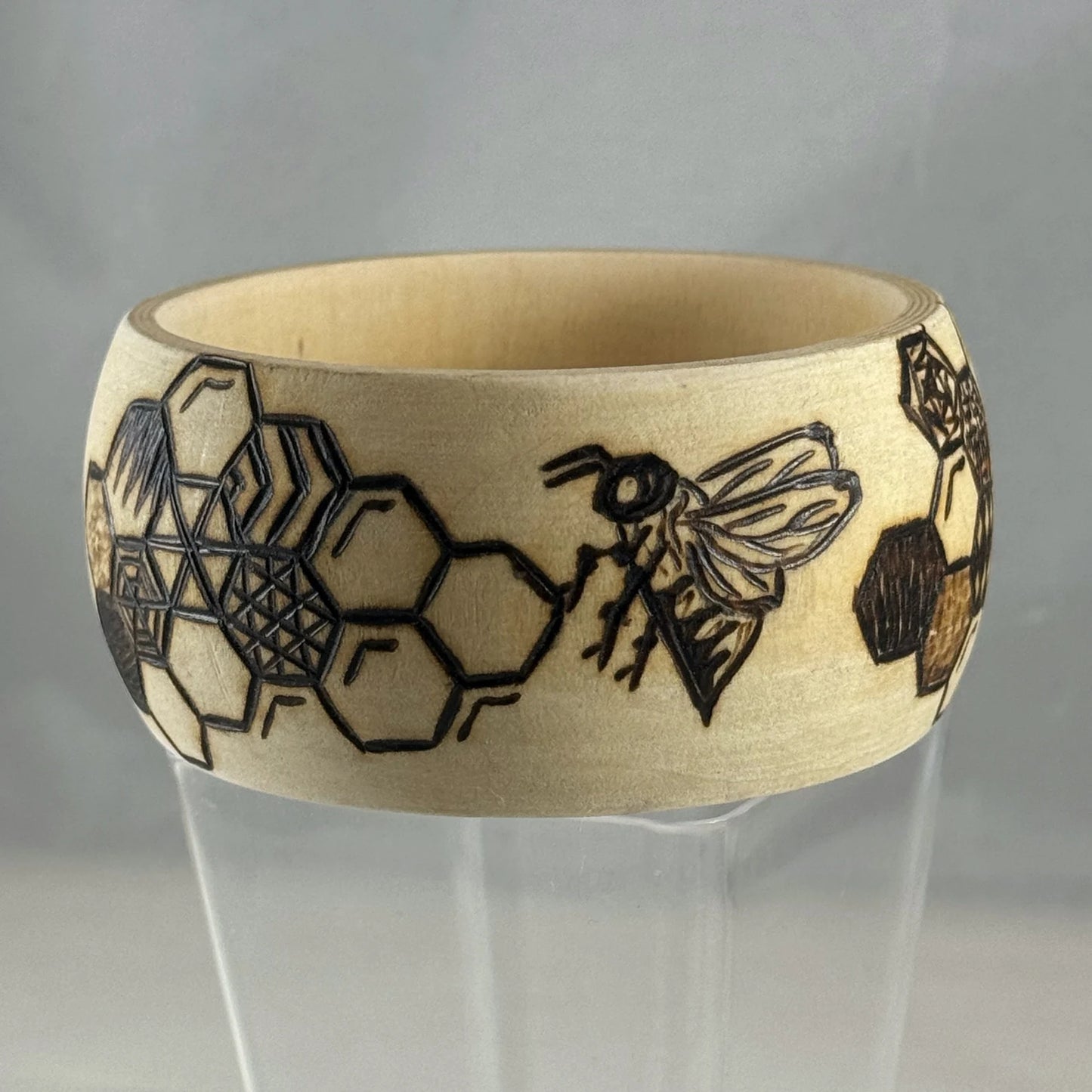 Bee Wood Bangle Bracelet Beezzit