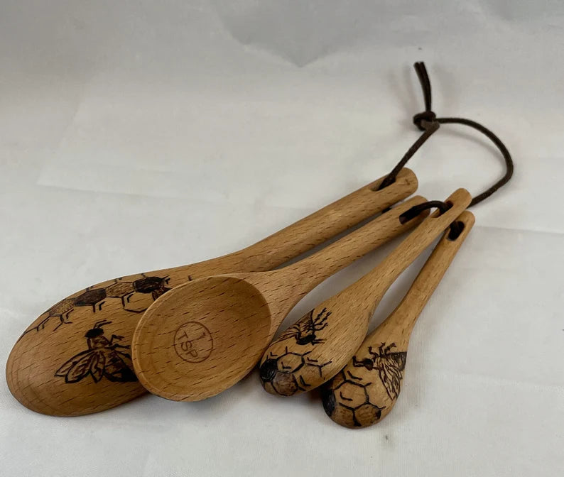 Bee Measuring Spoon Set Beezzit